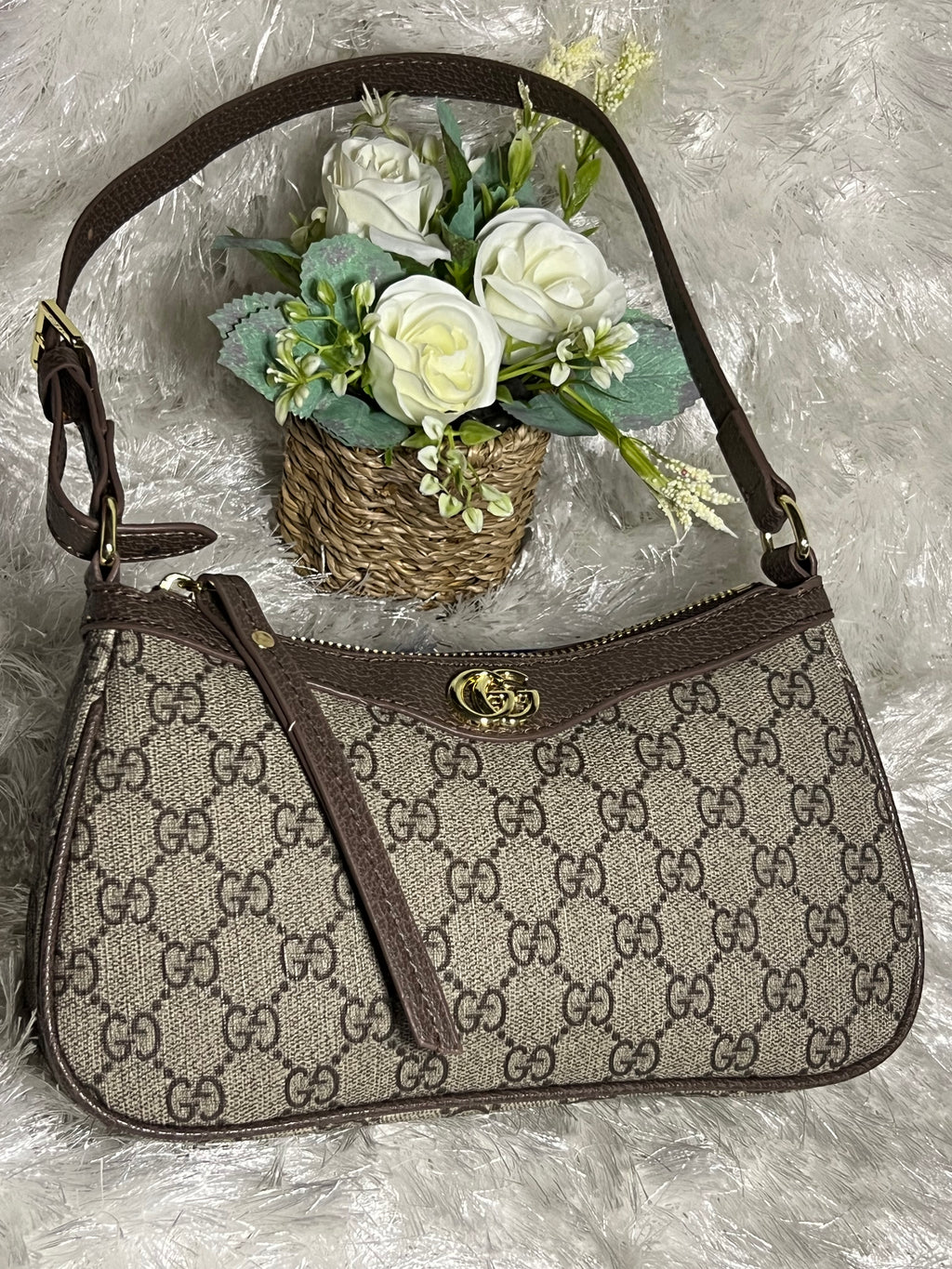 Elegant Brown GGG Handbag
