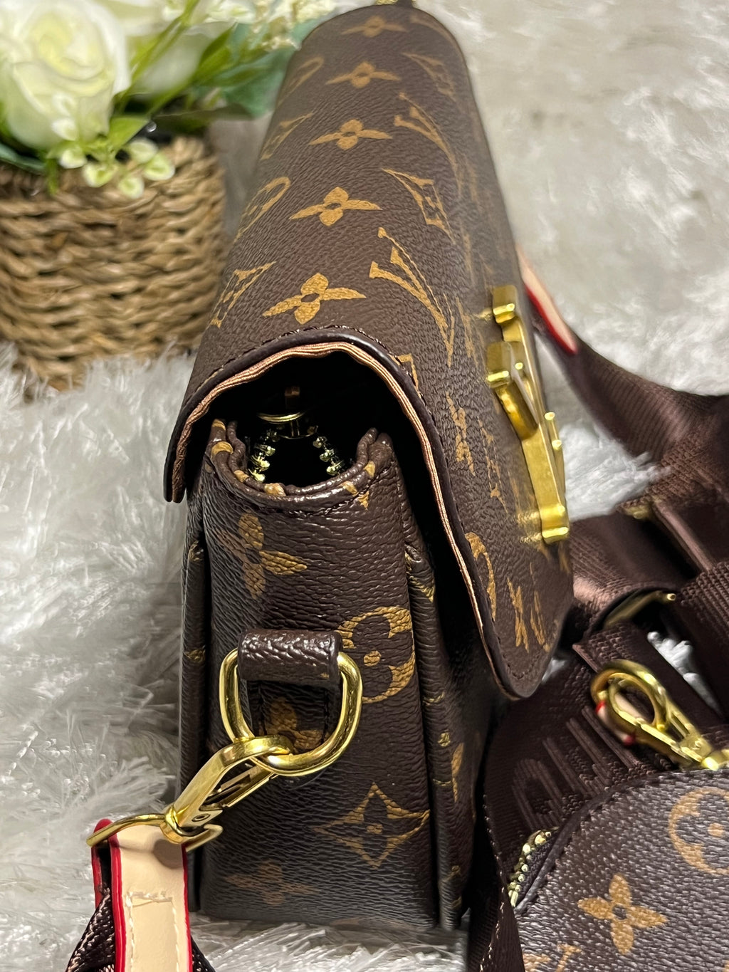 Big LVvv Sugar Handbag