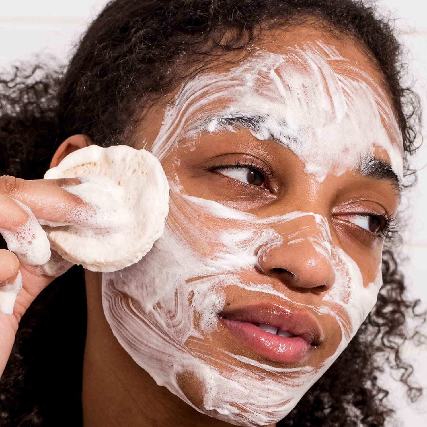 Urban Skin Rx® Clear Skin 3-in-1 Daily Treatment Cleansing Bar, Exfoliator + Clarifying Mask, Reduces Excess Oil, Clears Clogged Pores, Improves Appearance of Blemishes & Prevents Breakouts, 2.0 Oz