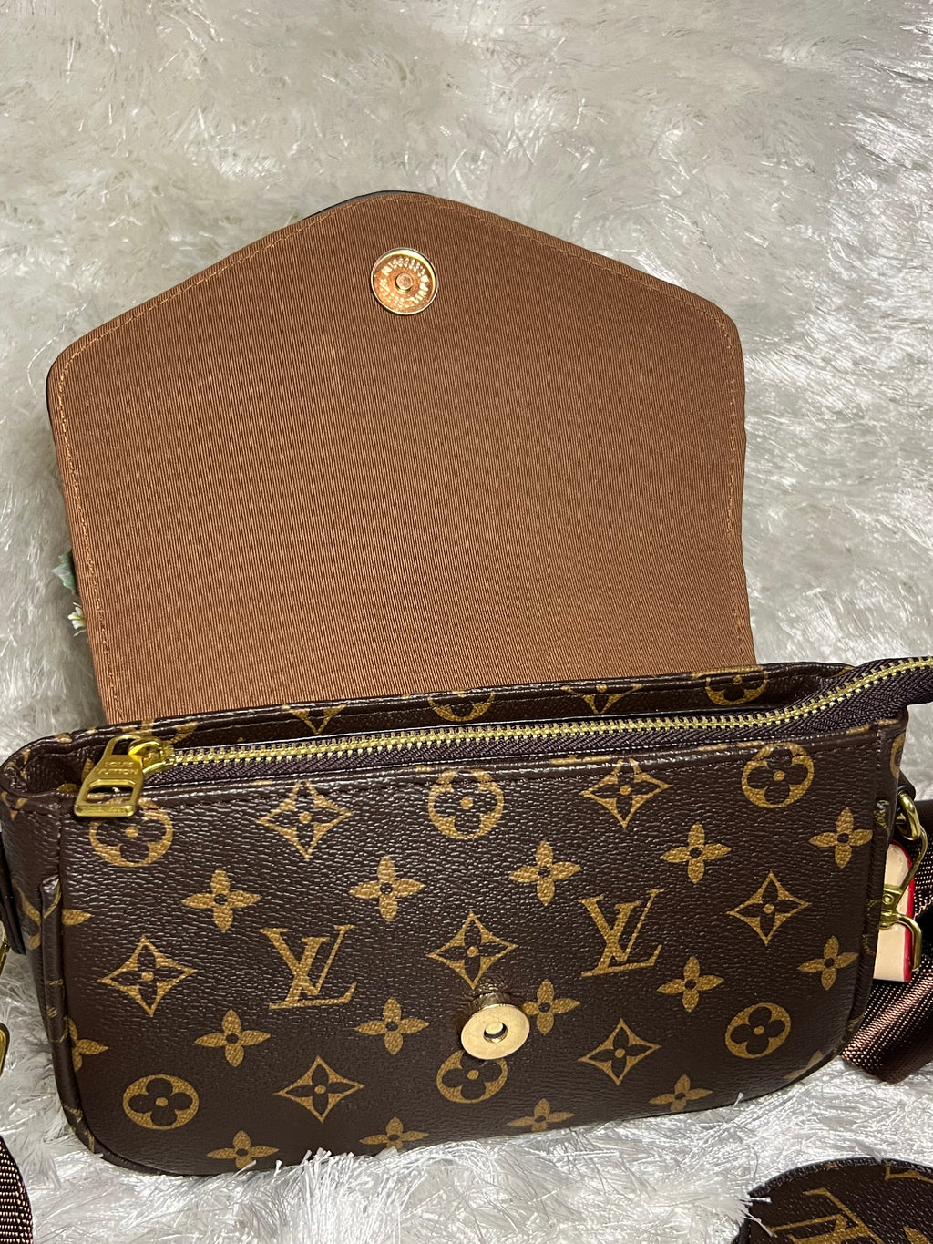 Big LVvv Sugar Handbag